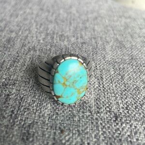 Sterling silver ring with turquoise stone size 10